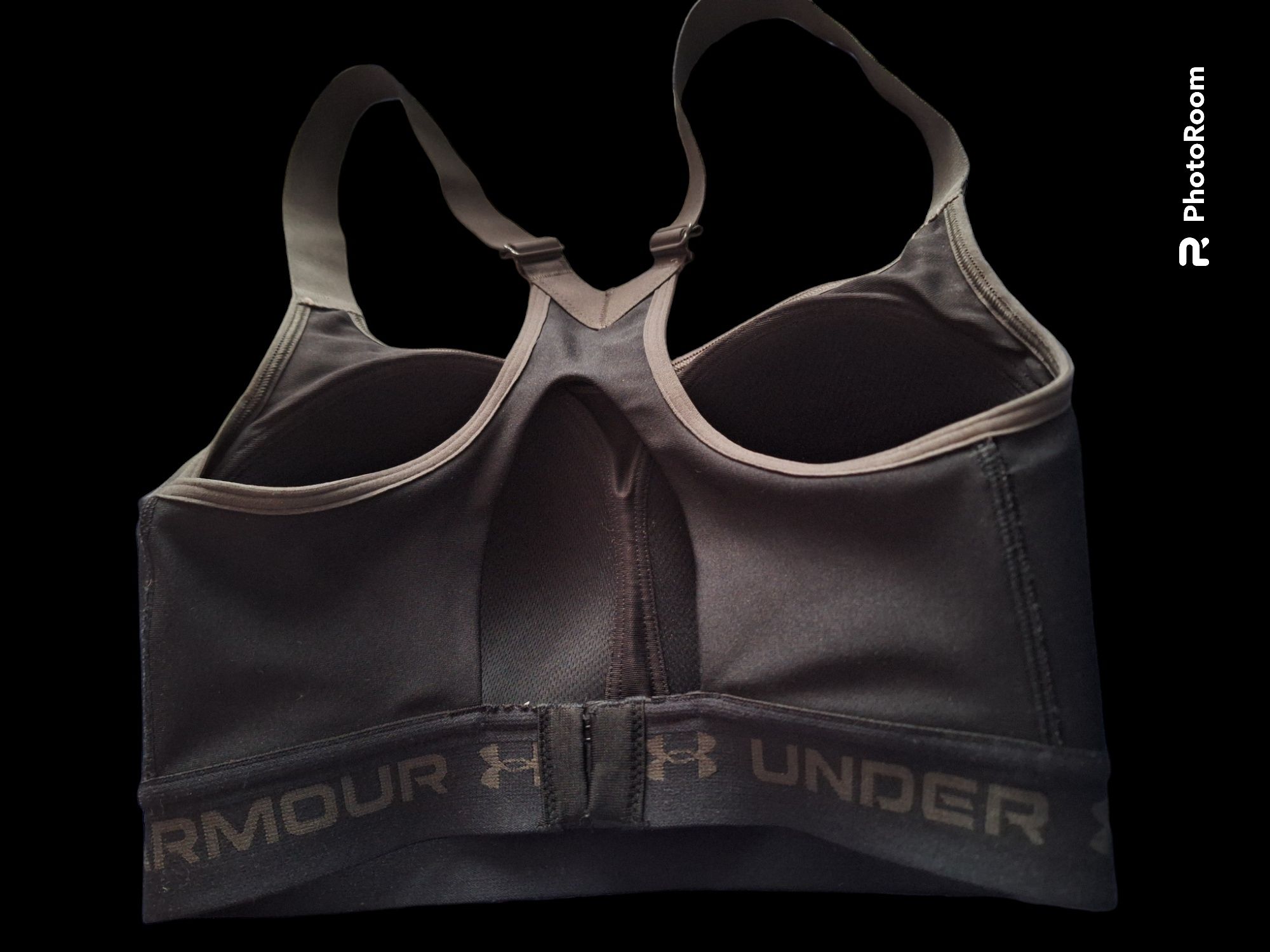 Спортен сутиен Under Armour