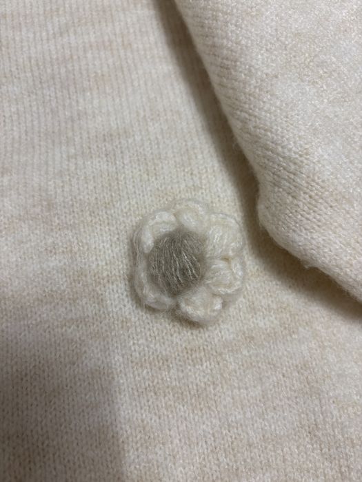 Дамска жилетка в бежово