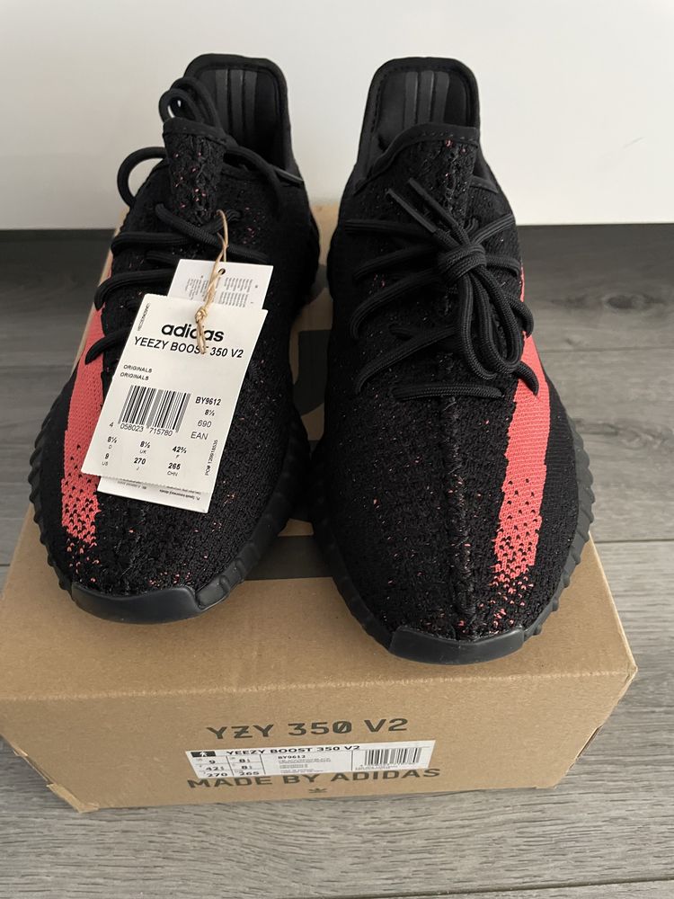 Yeezy 350 Black/Red, 42 2/3