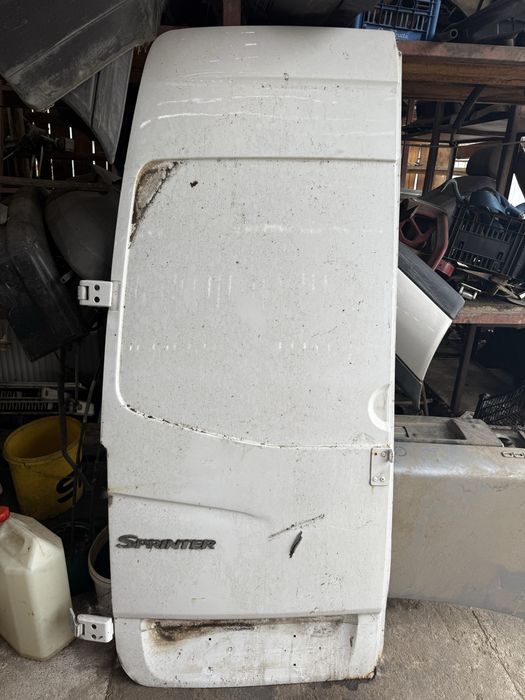 Mercedes Sprinter usa spate