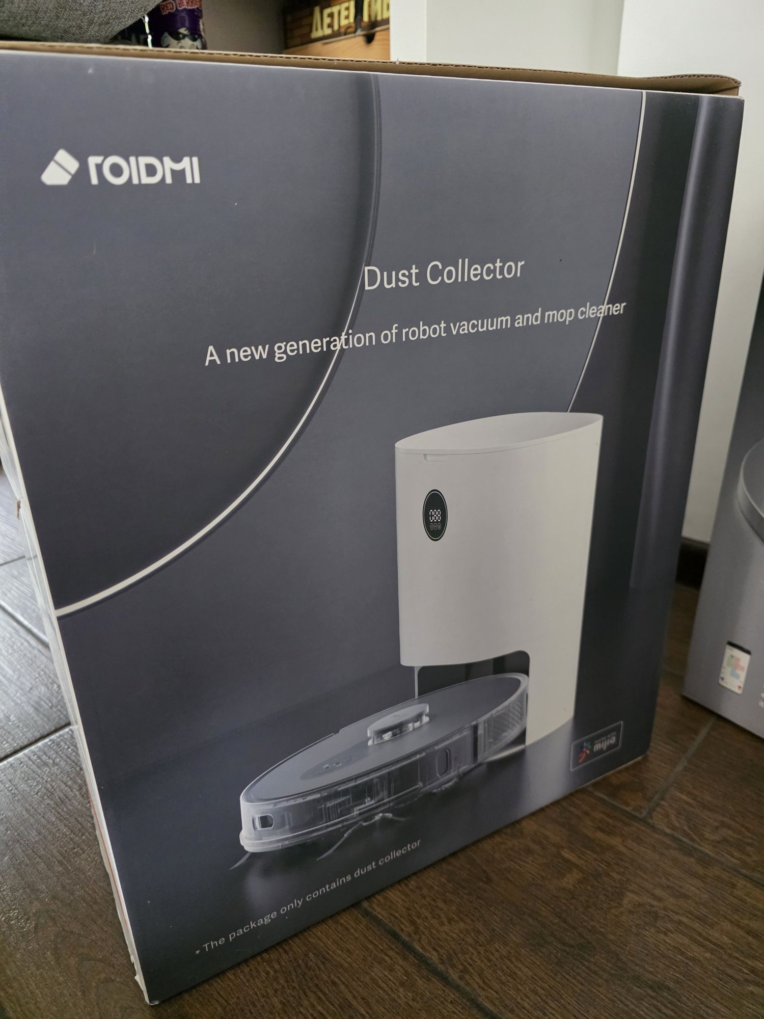 Прахосвукачка робот Roidmi Eve Plus