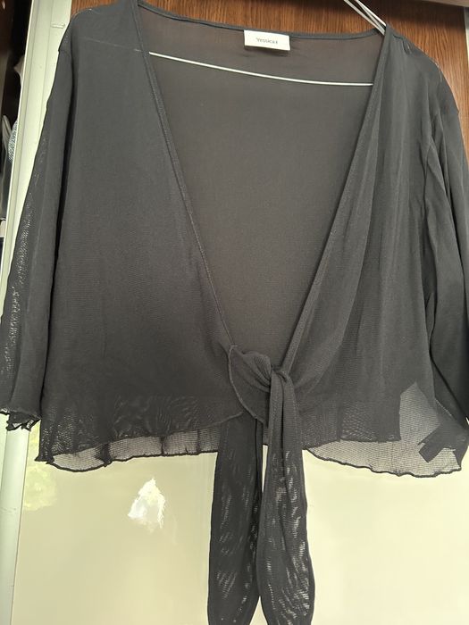 Vând bolerouri  2 modele diferite