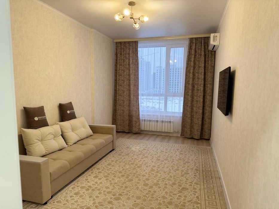 Продам ковер б/у