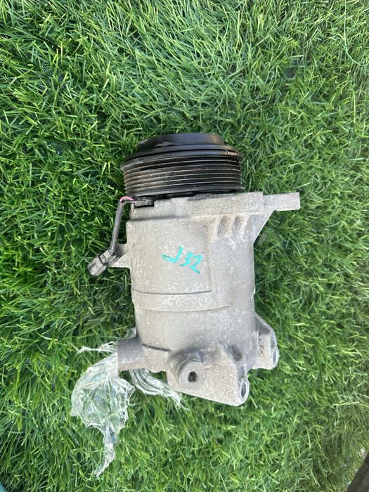 Компрессор кондицеонера VQ25 Teana