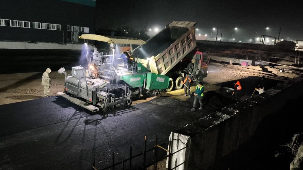 Асфальтоукладчик 5,6 метров