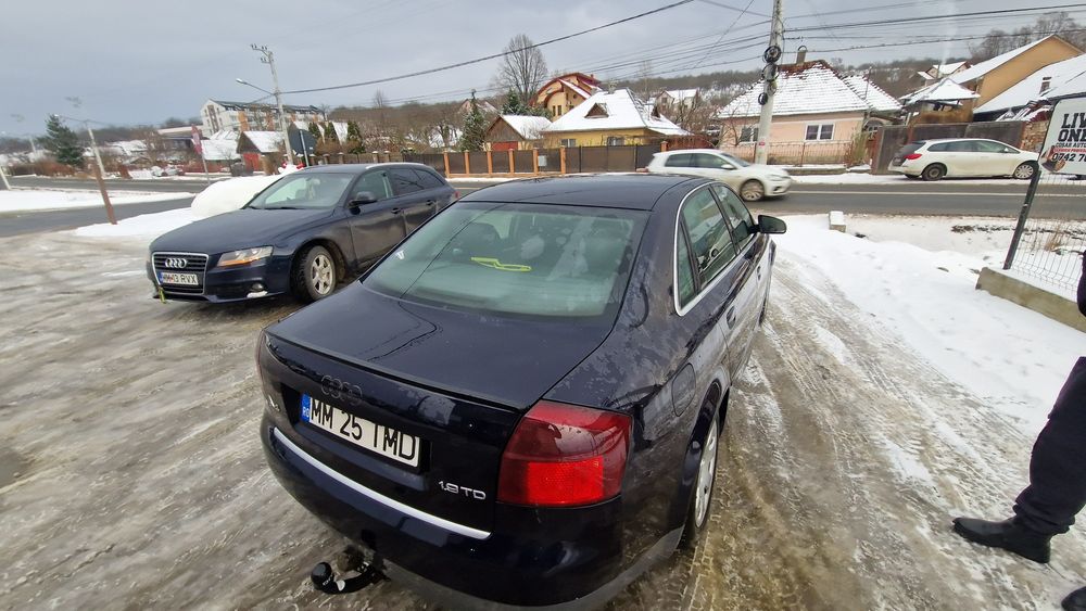 Vând Audi A4 2003