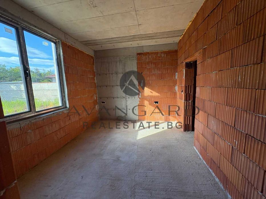 оф.24210 Две къщи близнак с акт 14/ Беломорски