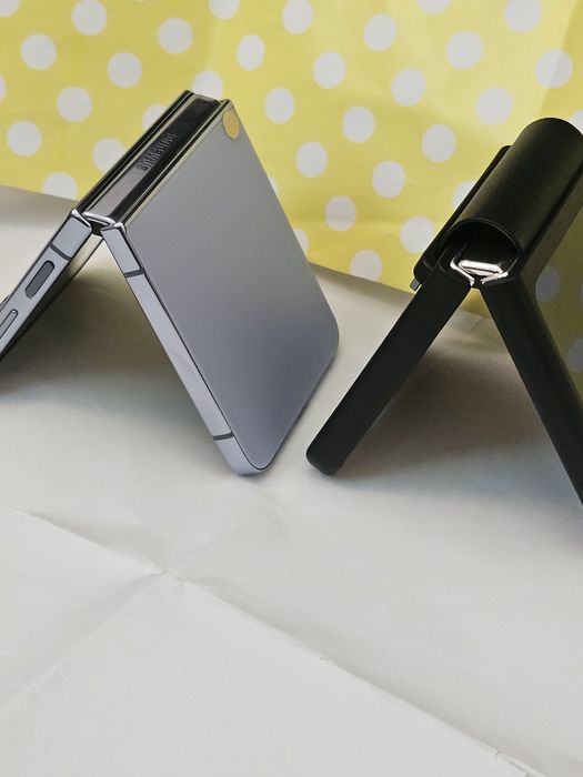 Samsung flip 4  256gb imeka blan