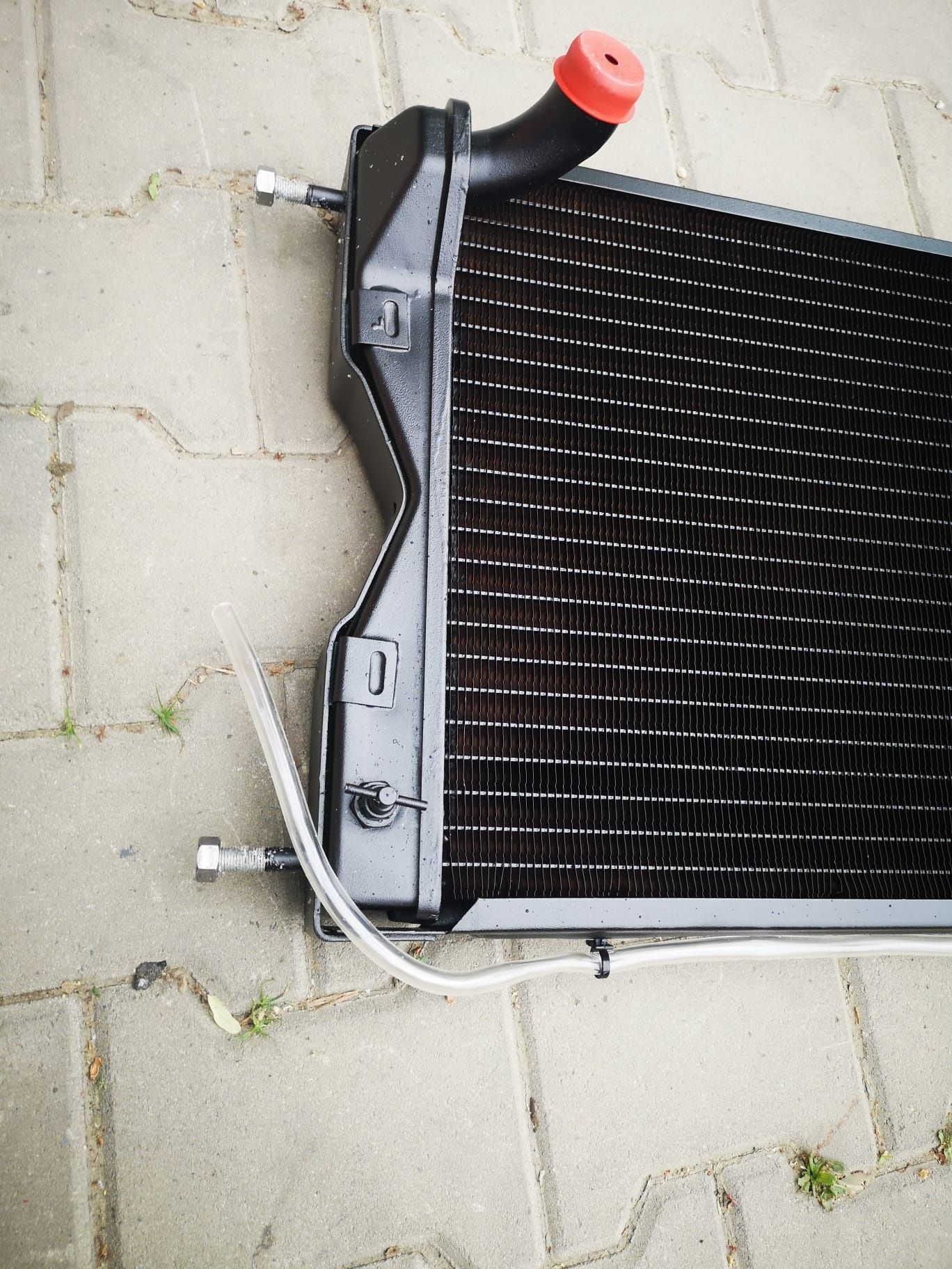 Radiator tractor:Massey ferguson 135 .35
Massey Ferguson
Seria : 100
1