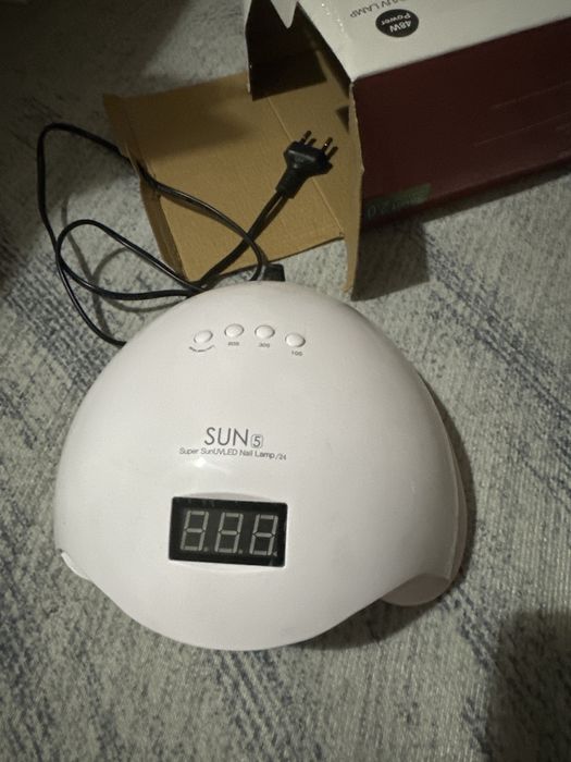 Лампа для сушки гель-лака
