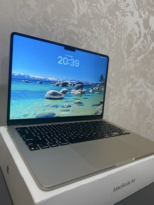 Macbook Air 13 M4 2025