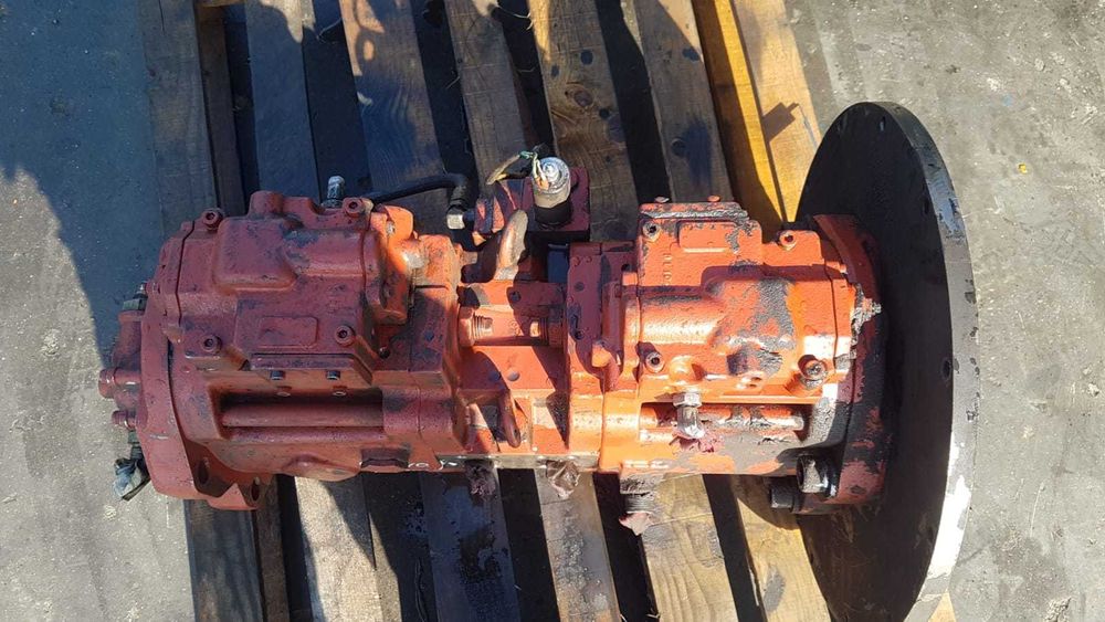 Pompa hidraulica Kawasaki K3V140DT pentru excavator