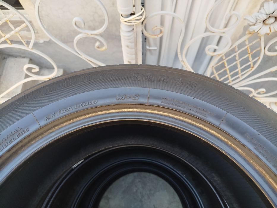 235 55 R18 Shina Charmhoo