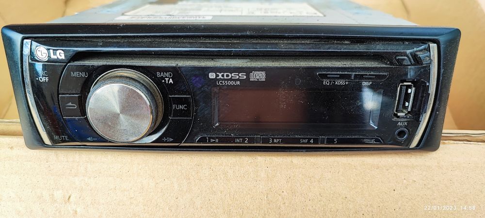 Авто радио LG LCS500UR