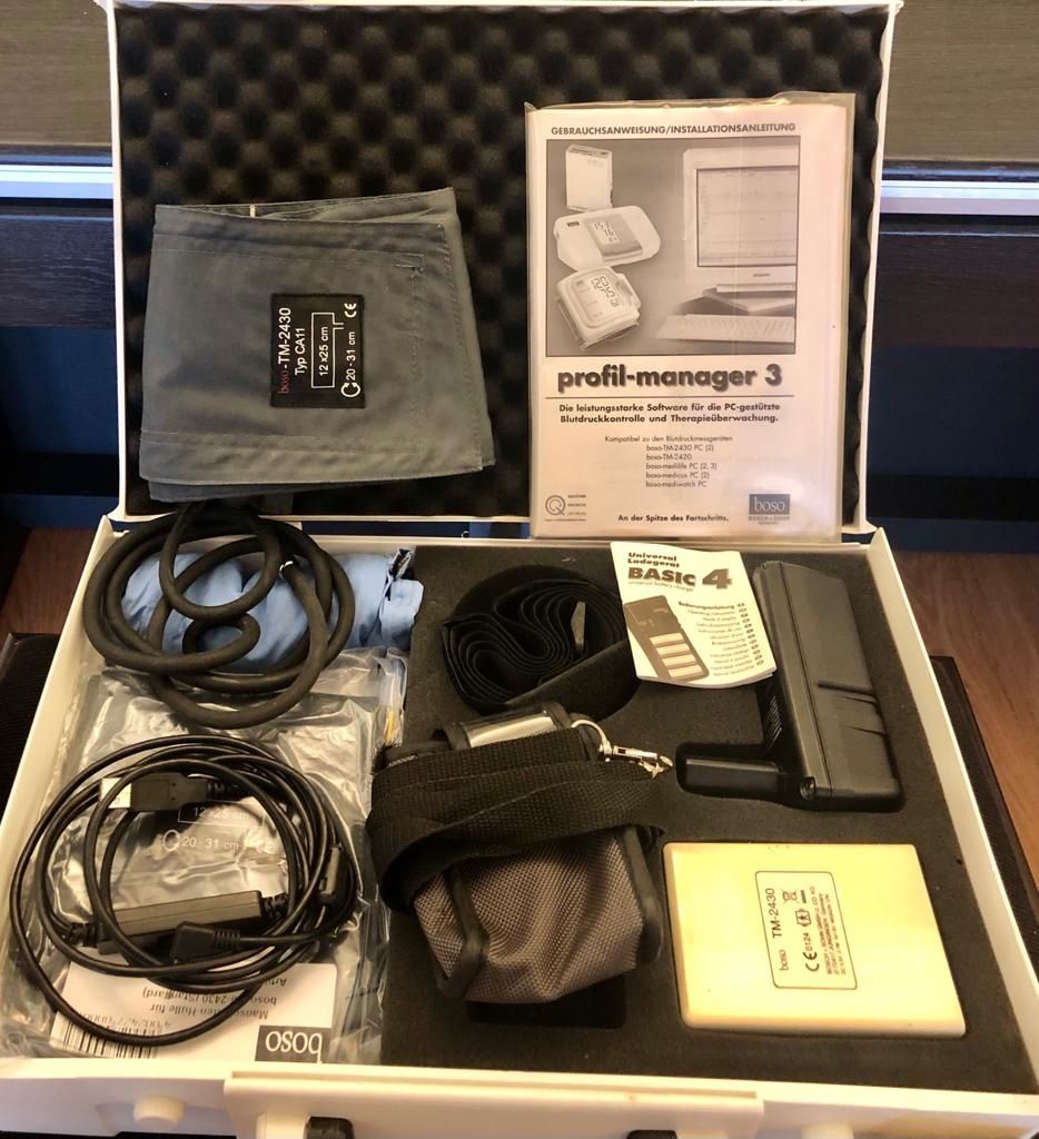 Tensiometru portabil  Holter EKG Bosch
Monitor Holter EKG