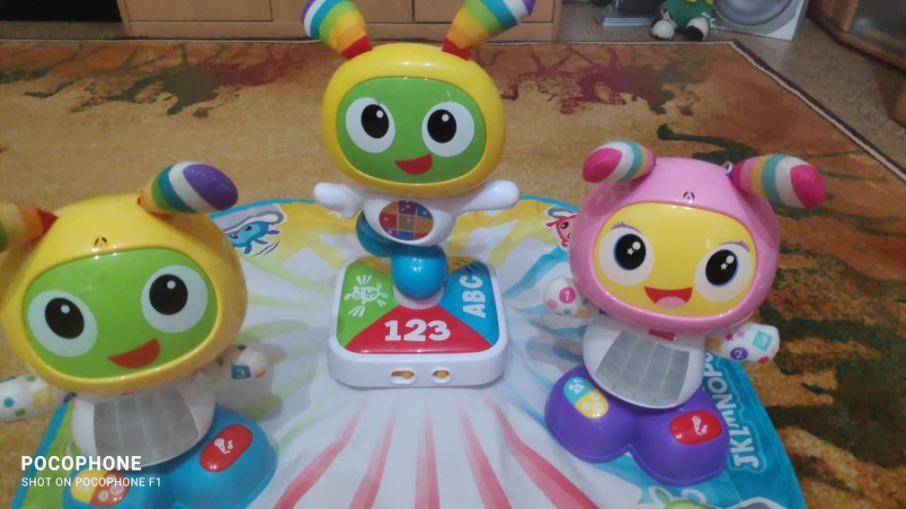 Roboti interactivi educativi Fisher-Price