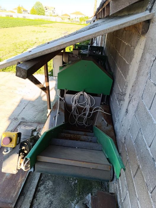 Машина за миене на кореноплодни. Картофи, моркови и други