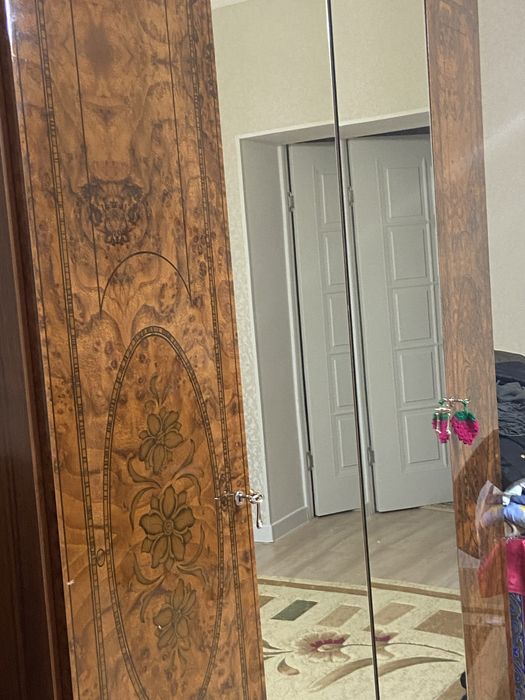 Спальный гарнитур