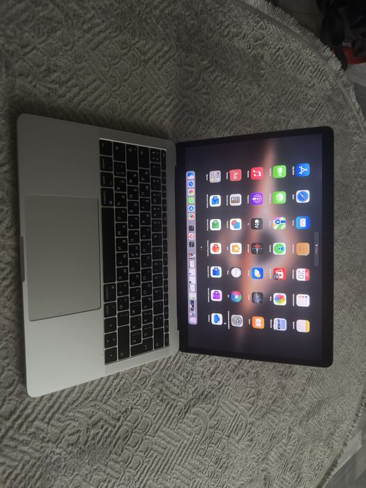 Macbook pro 2017/i5