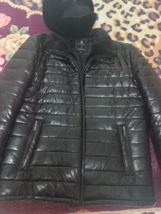 Продам зимняя куртка и ушанка