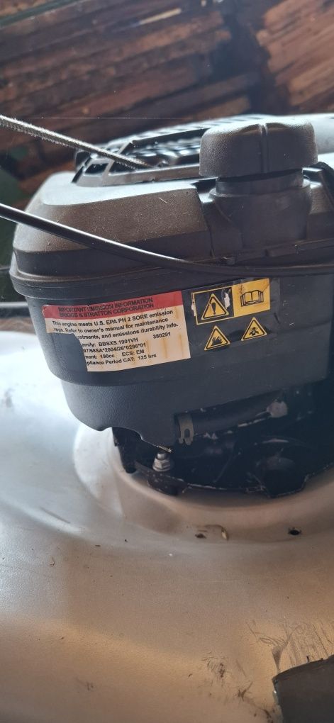 Продавам косачка  bring  stratton 190 cc
