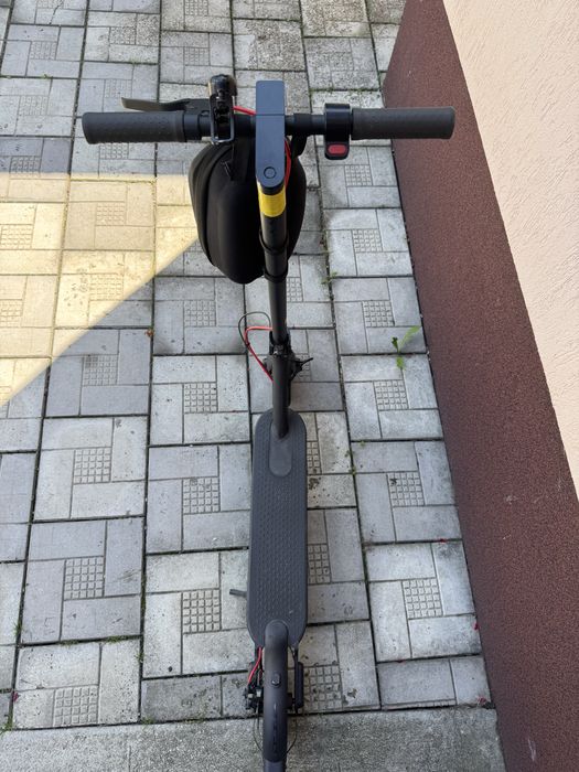 Vând trotineta electrică Xiaomi Mi Pro 2!!!