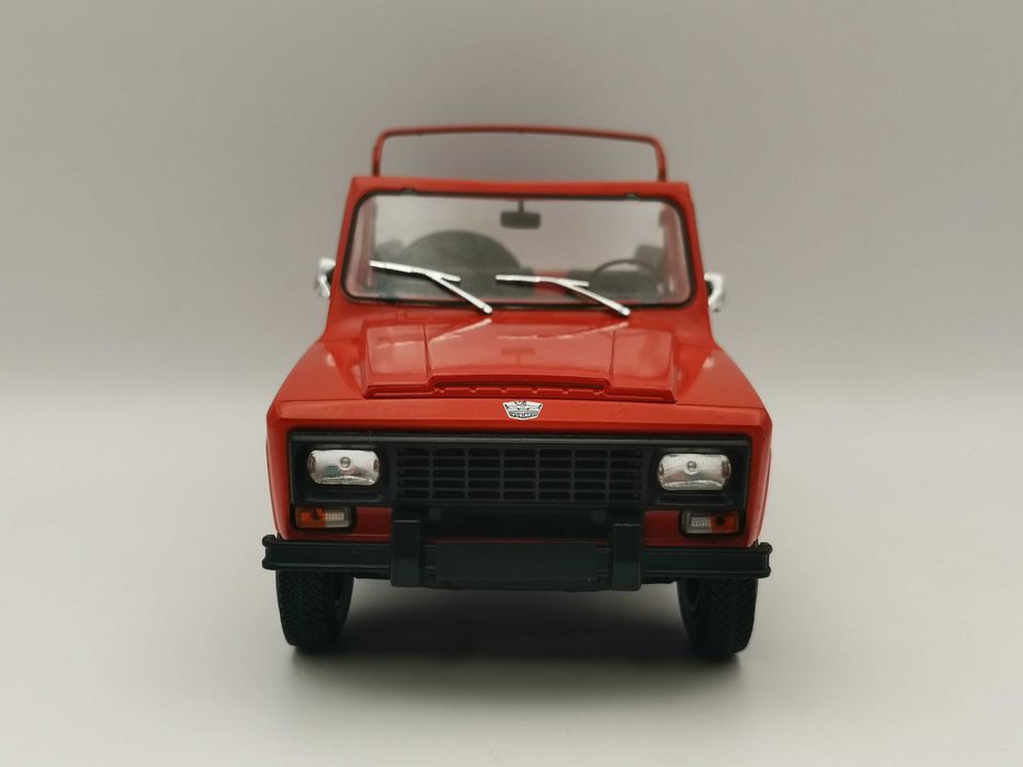 Machetă PORTARO 260D (ARO) - IXO - scara 1:24