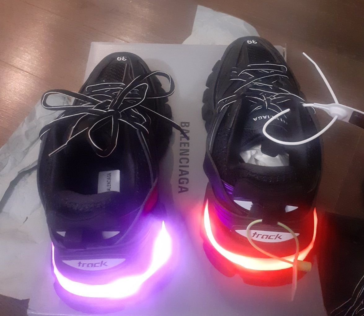 Balenciaga Track LED 39..43 И 44 номер НОВИ