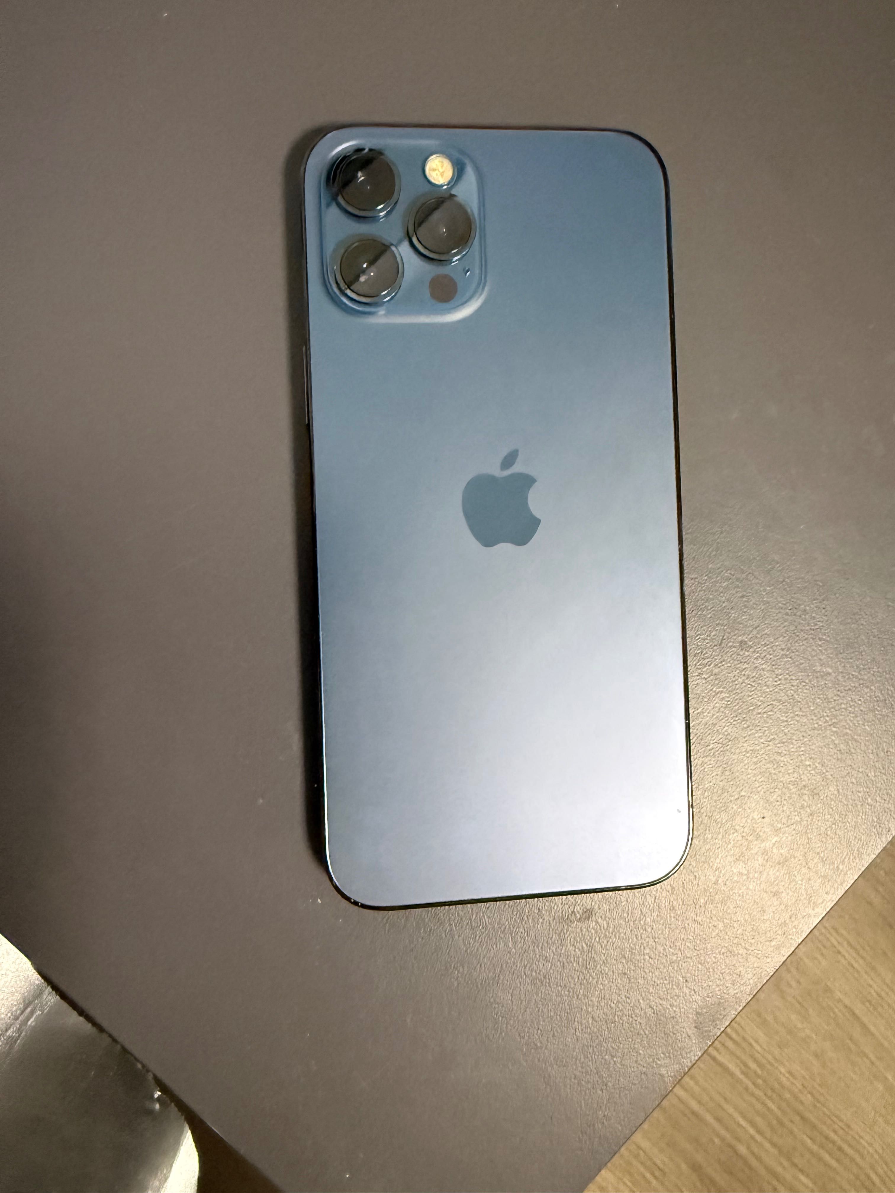 iphone 12pro на части