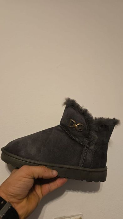 Ghete și ugg-uri