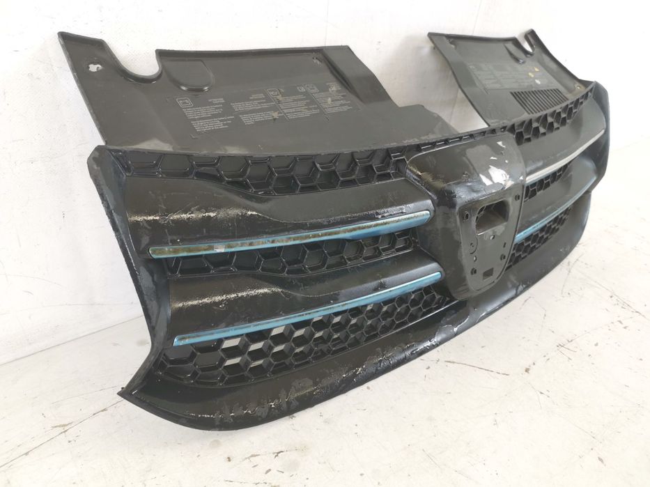 Grila Radiator Dacia  Logan 2 2013 2014 2015 2016 Originala In Stare B