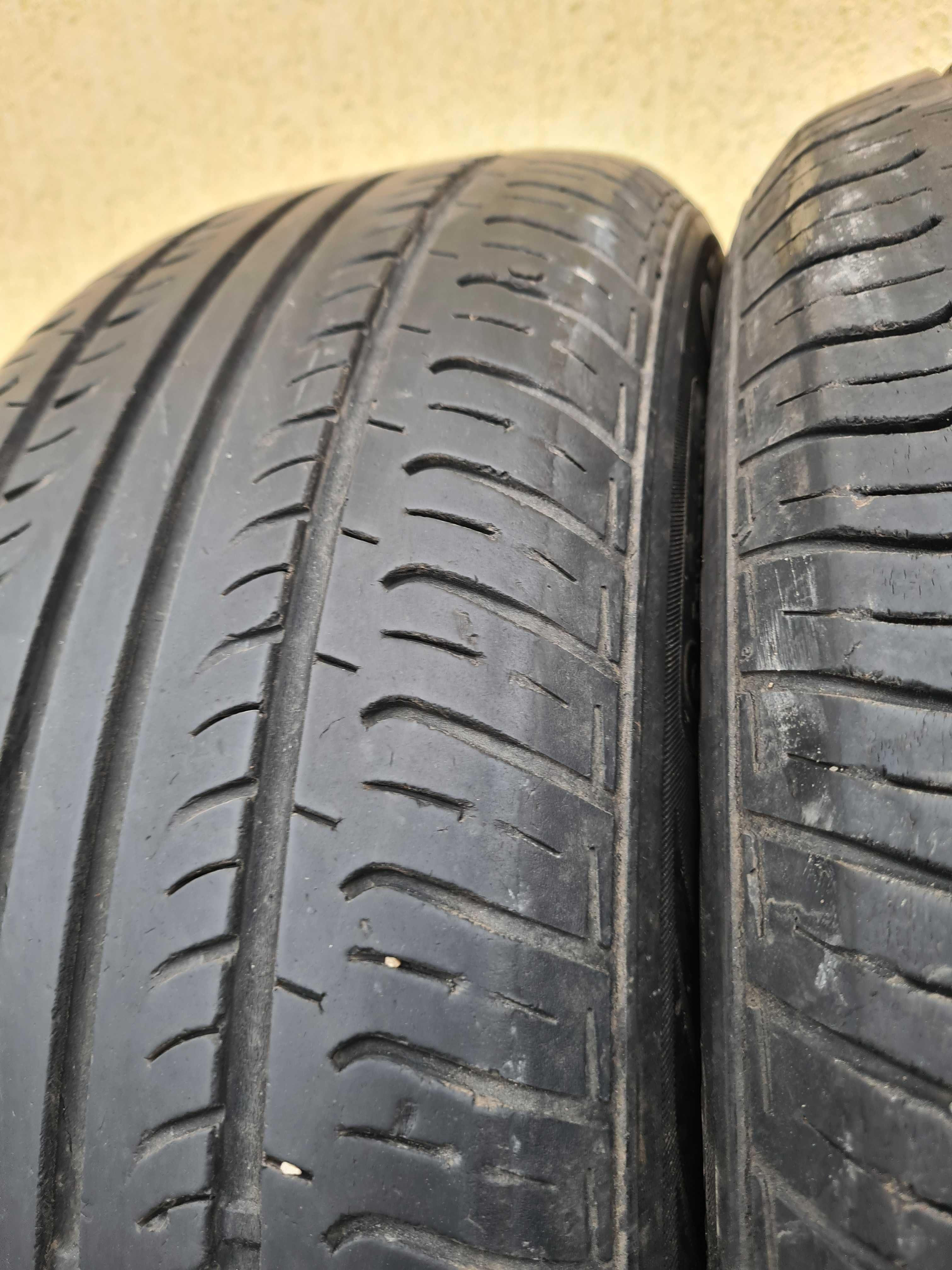 2 бр. летни гуми 225/60/17 Hankook 5,5 mm DOT 2312