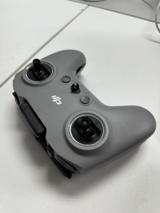 Продам FPV Remote Controller 2 в хорошем состоянии