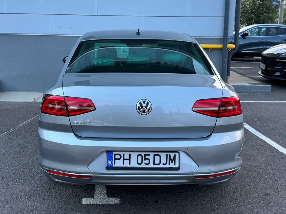 Volkswagen Passat ELEGANCE 2.0 TDI 2019 Cockpit DSG FULL OPTIONS