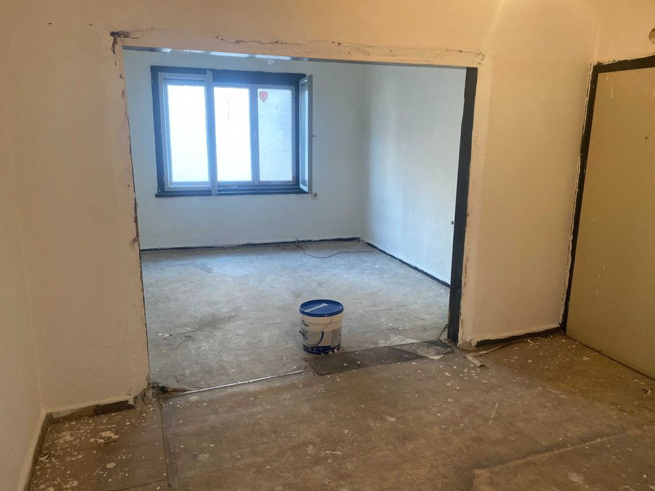 Продава се 4-стаен апартамент 158 кв.м  Пловдив/Център – 4 изложения,