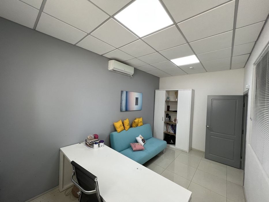 Срочно Чирчик центрда  жой сотилади.