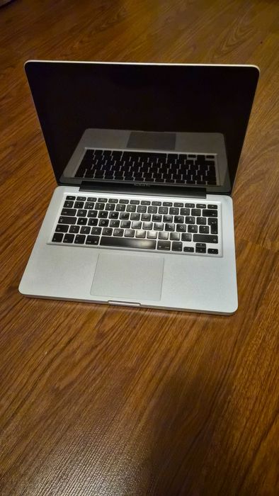 Apple MacBook Pro 7