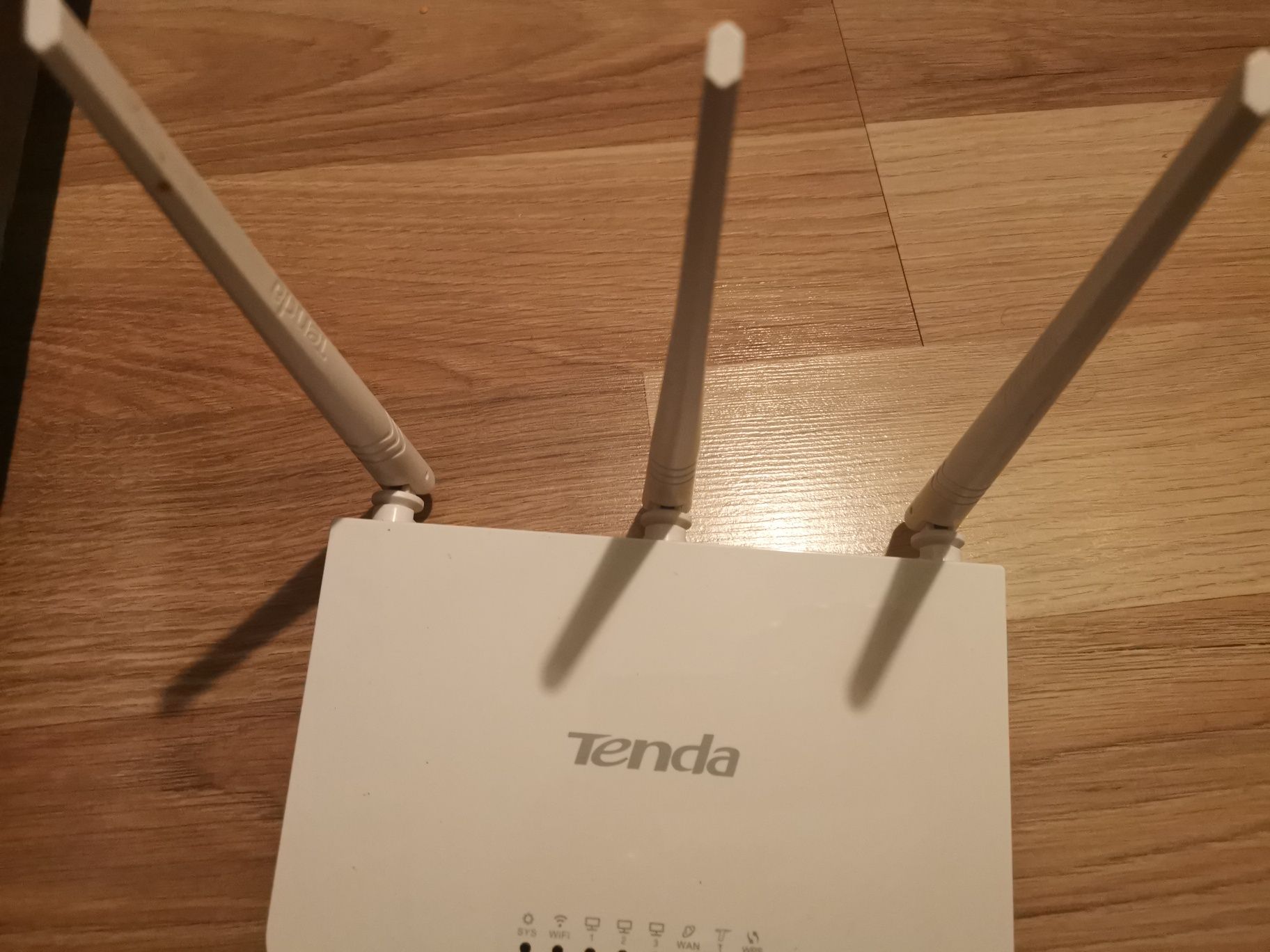 Router Tenda N 300