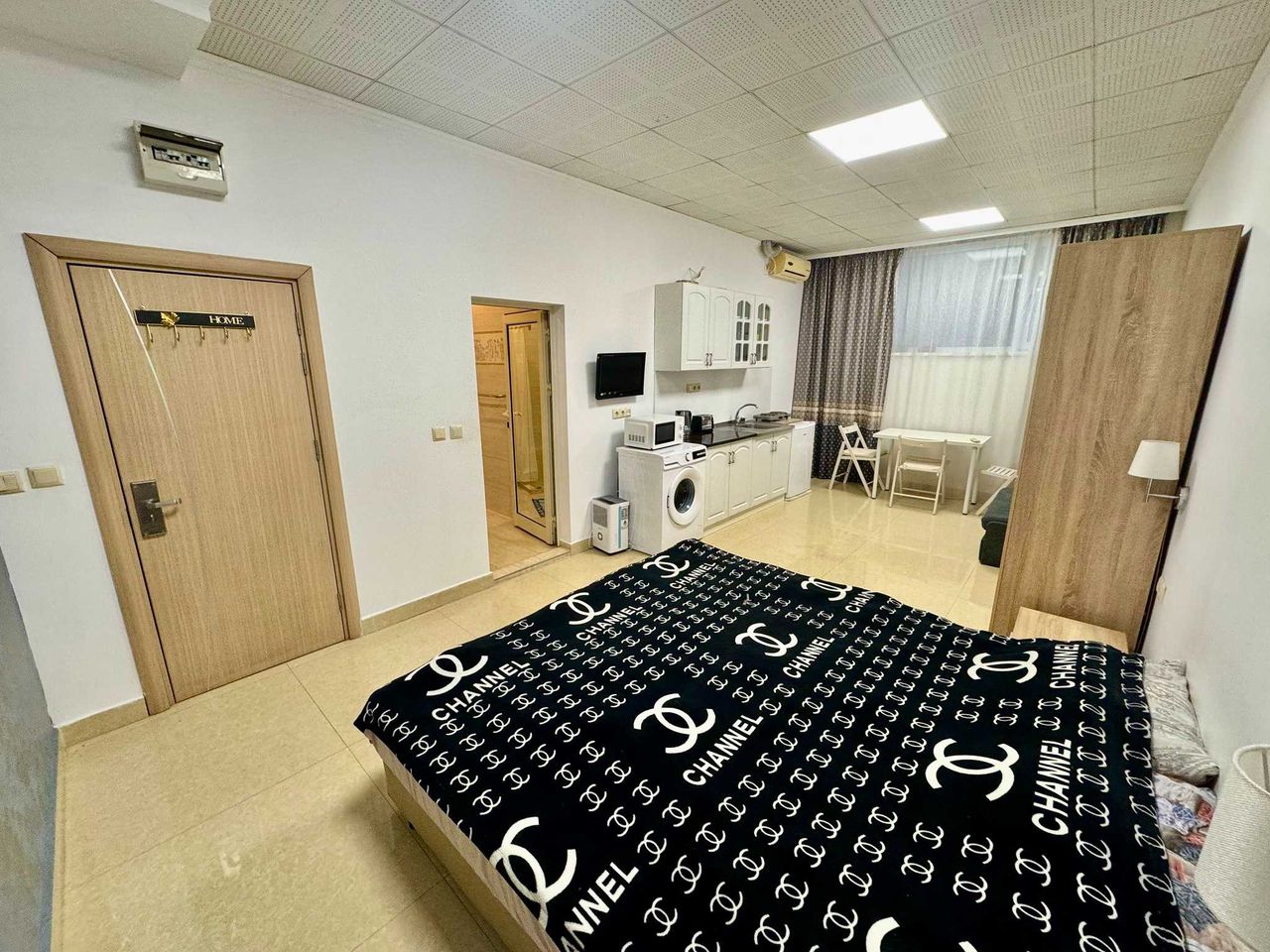 Продава се Едностаен апартамент в к.к. Слънчев бряг - 40 кв.м за 1050 €/кв.м - Снимка #1