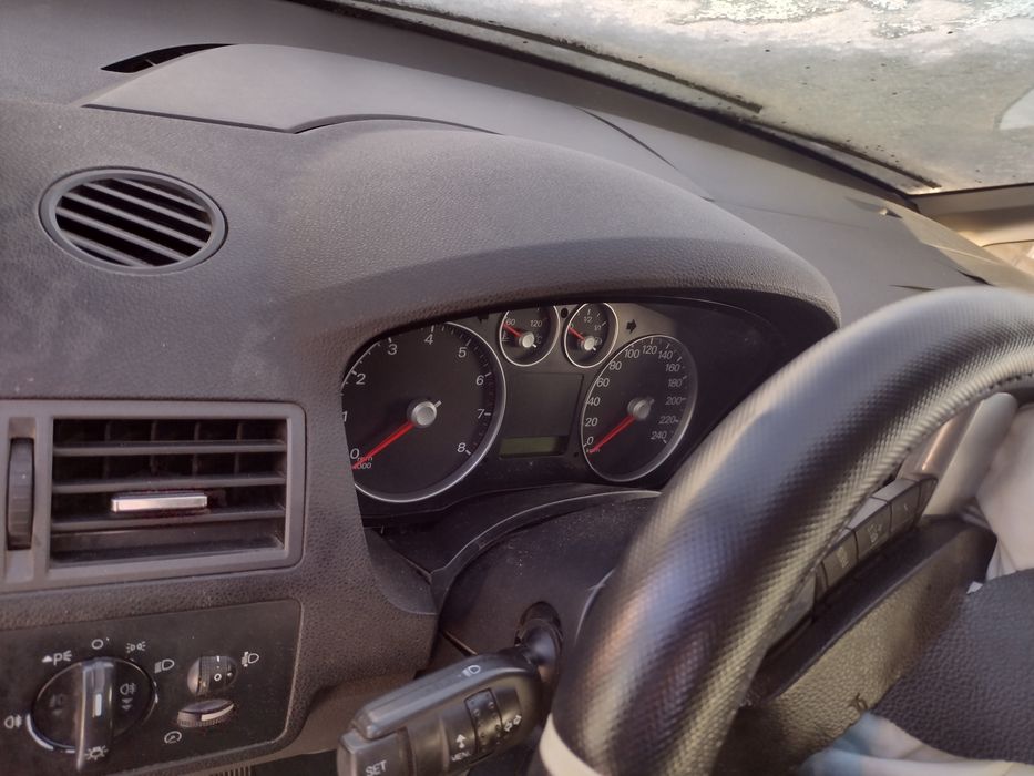 Форд ц макс 1.6 бензин на части Ford C Maks