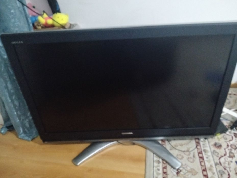 Телевизор продам