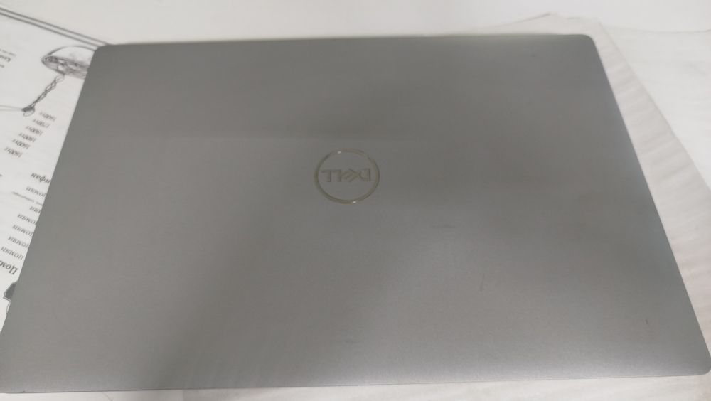 Продам ноутбук core i5 -10gen