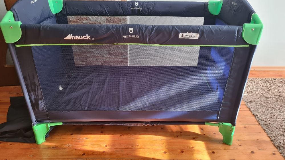 Нова сгъваема кошара