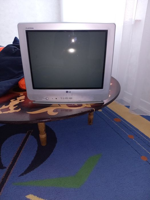 Продам телевизор