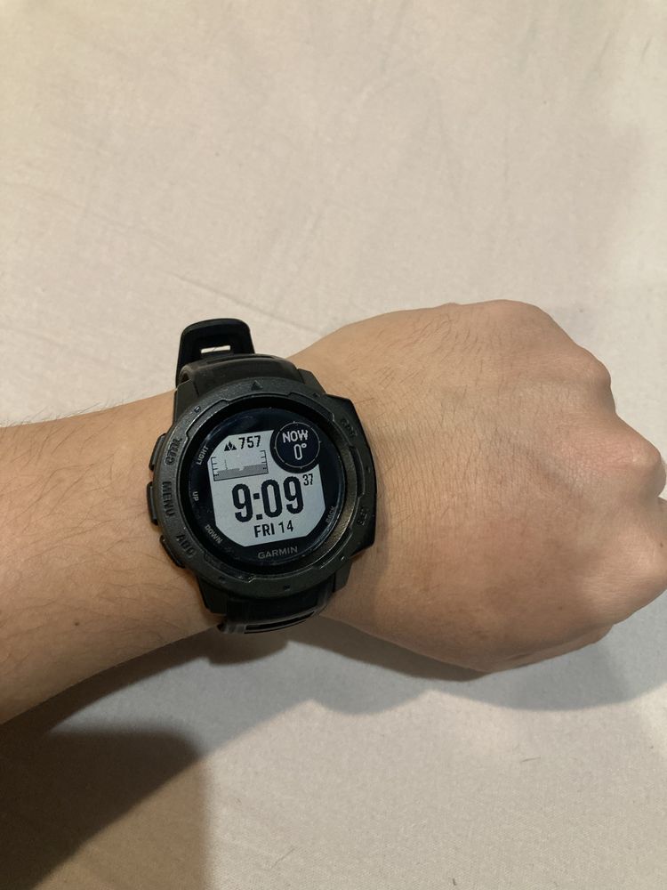 Garmin instinct black