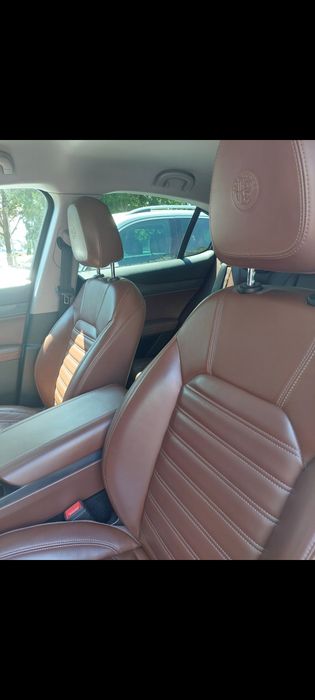 Alfa Romeo Stelvio Q4  ,4×4,An 2018,280cp,km 63000.Pret 25900€.