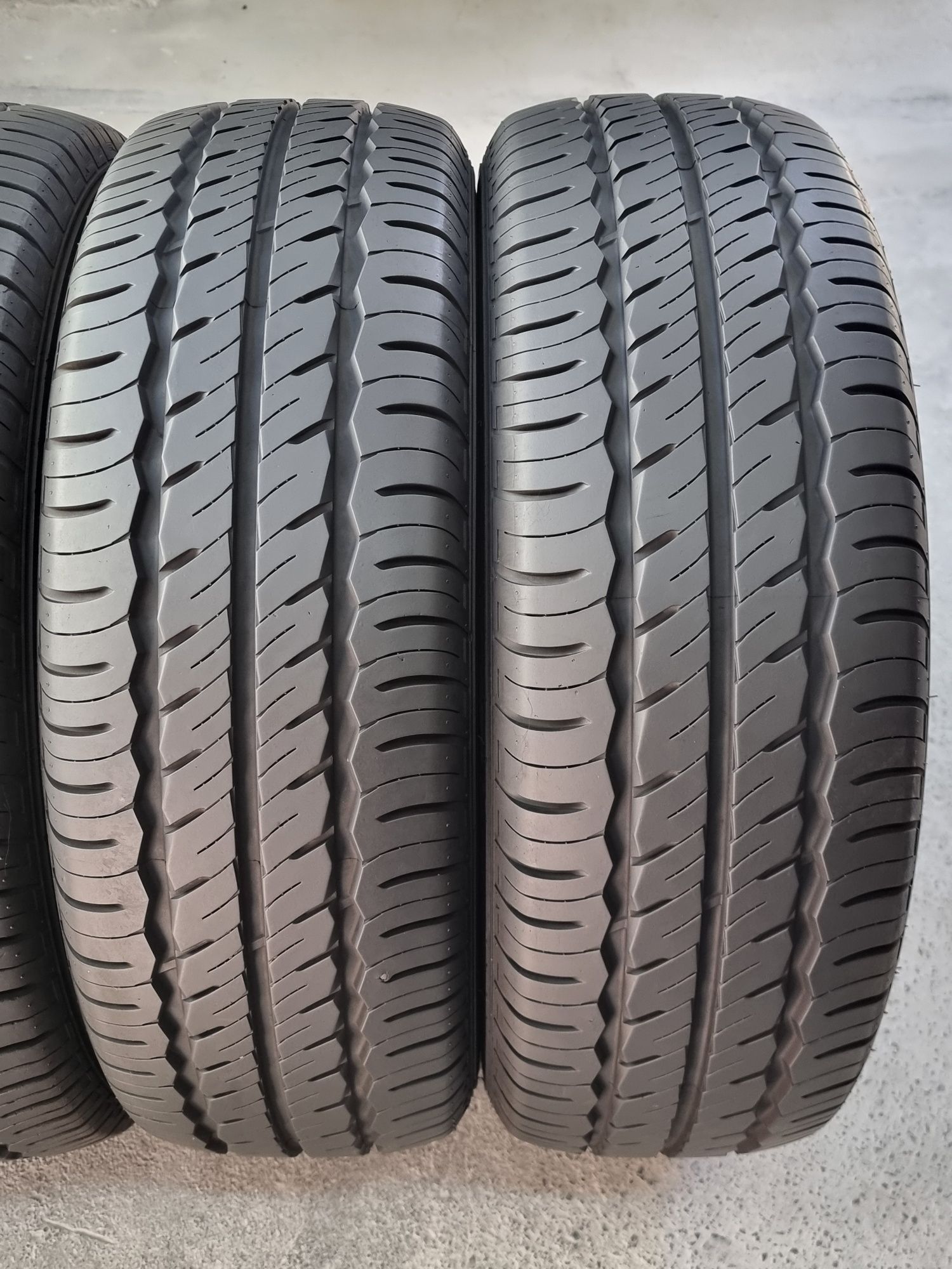"Dot 23-24" 215/65/16 C Laufenn 4Броя: 420лв 8мм Като Нови
