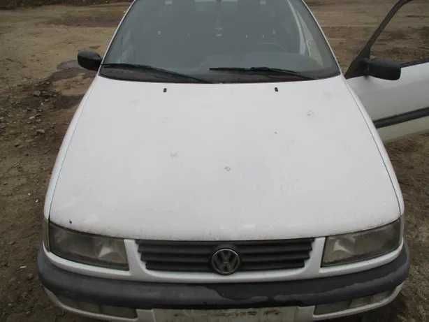 Capota fata motor VW PASSAT B4 intermediar ORIGINALA