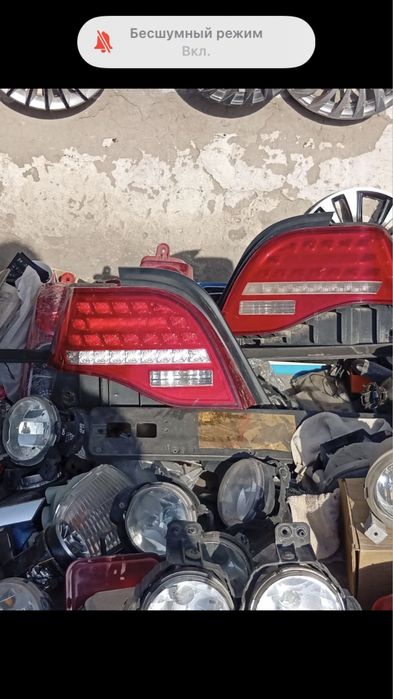 Nexsa 2 ga orqa mers fara faqat 1 tarafi butun