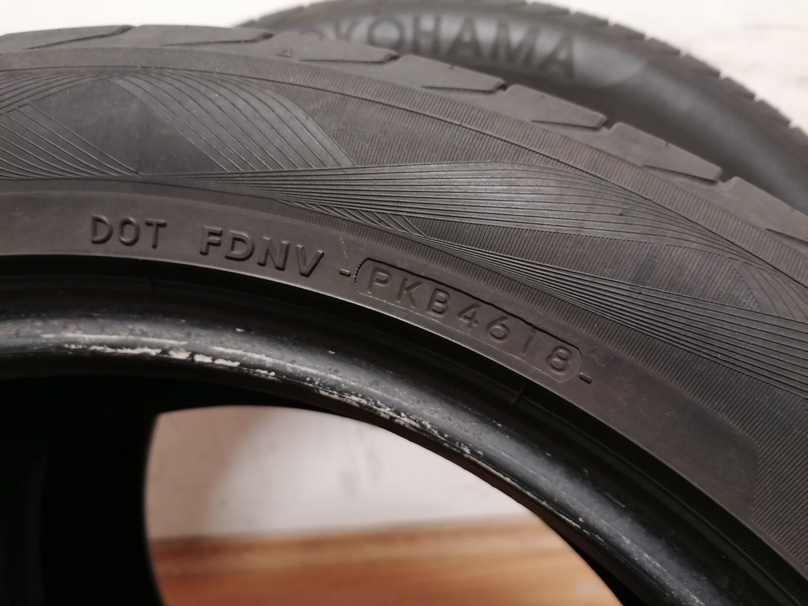 2 бр. 235/50/19 Yokohama / 225/55/19 Bridgestone гуми